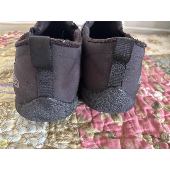 Men’s keen Slip On Howser II Size 11.5 Black Walking Indoor Outdoor Excellent - Picture 6 of 9